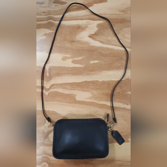 Vintage Coach 9925 Black Leather Bag - Picture 9 of 11